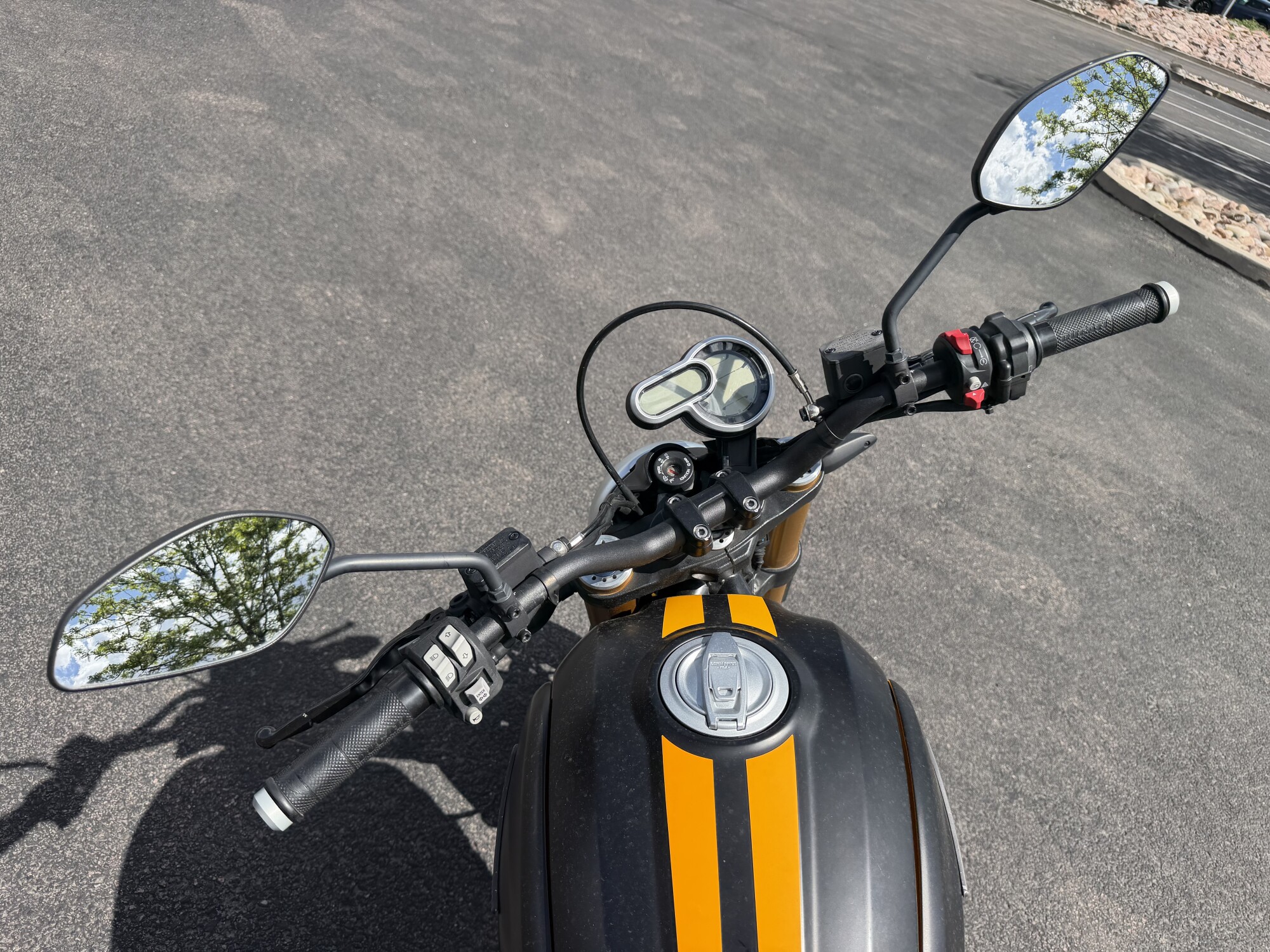 2018 Ducati Scrambler® 1100 Sport Viper Black, photo 10