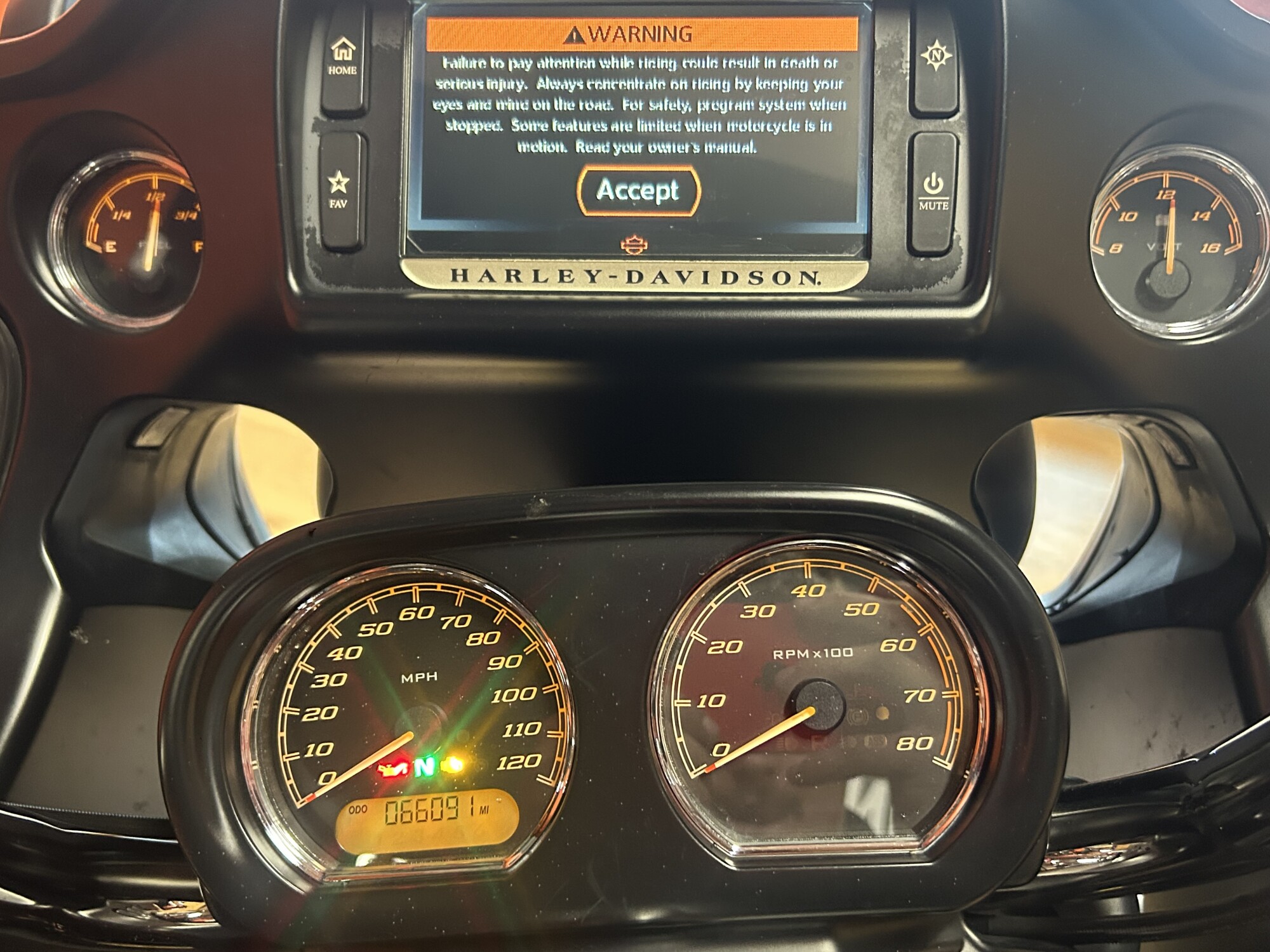 FLTRU 2017 Road Glide® Ultra, photo 12