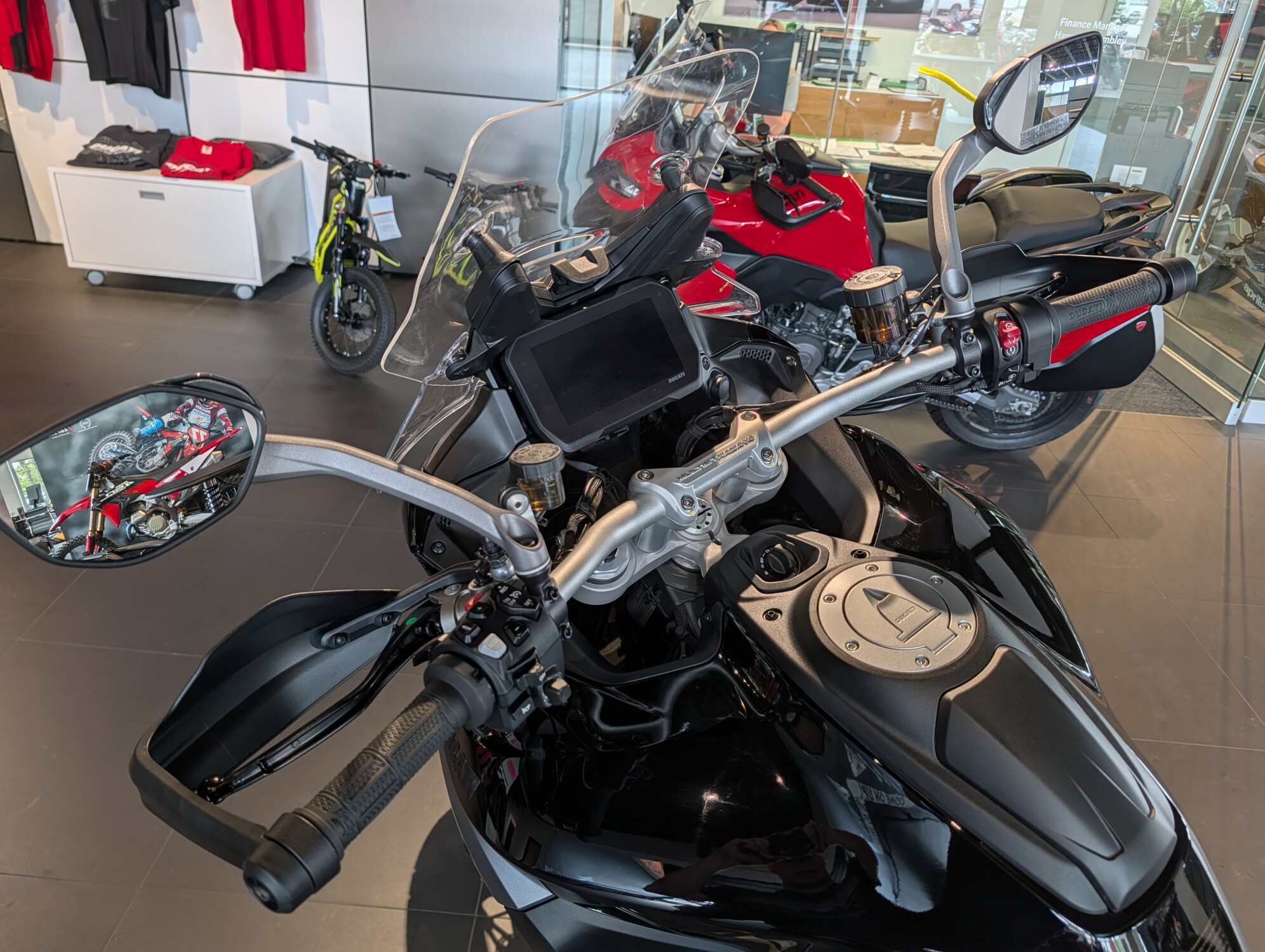 2026 Ducati Multistrada V4 S Thrilling Black, photo 9