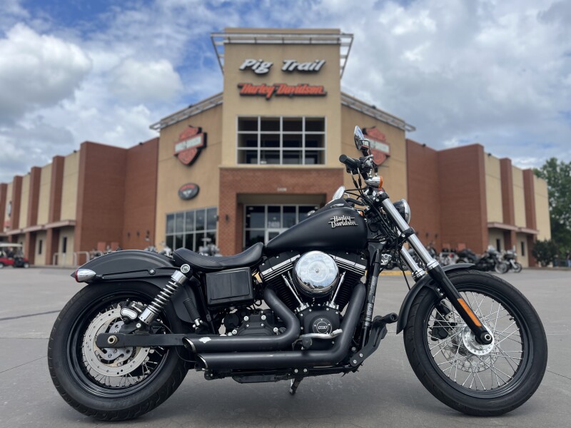 2015 Harley-Davidson® FXDB Street Bob® Black Denim 325359