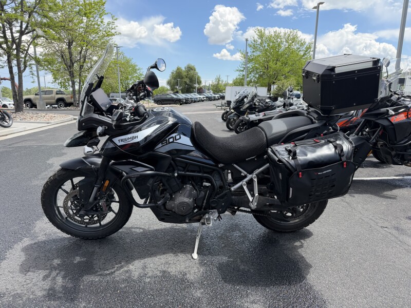  2023 Tiger 900 GT LOW