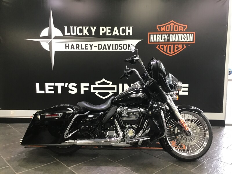 2018 Harley-Davidson® Electra Glide® Ultra Classic® Black Tempest