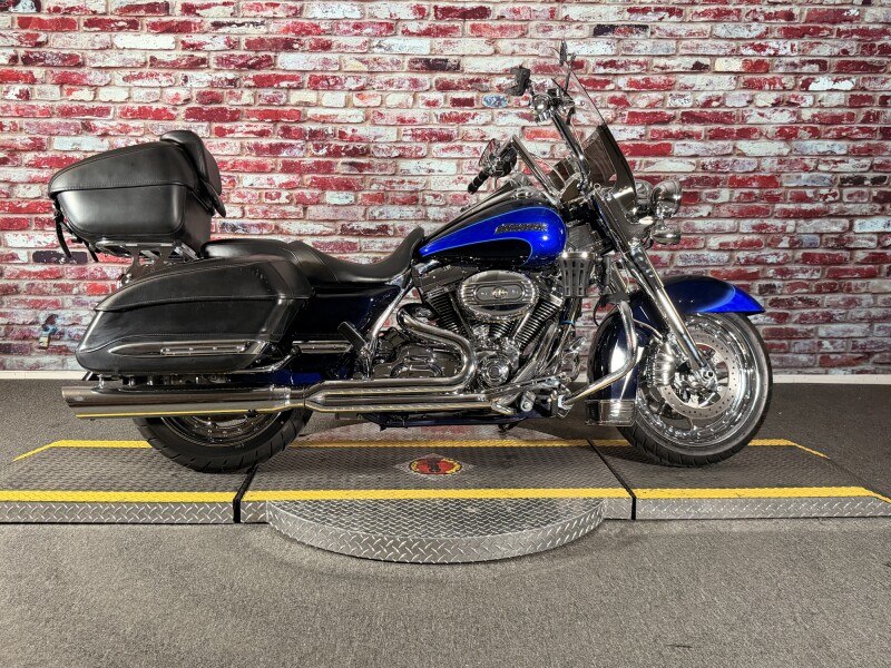 FLHRSE4 2008 Screamin’ Eagle Road King