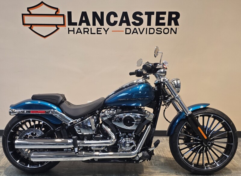 2026 Harley-Davidson® Breakout® Teal Thunder Chrome Trim FXBR