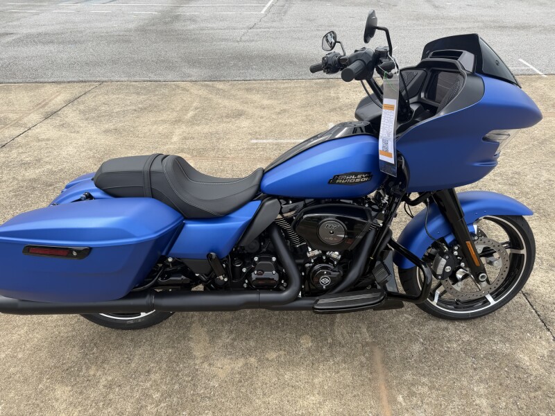 2025 Harley-Davidson® Road Glide™ PRPL ABYSS DNM/BLACK TRIM