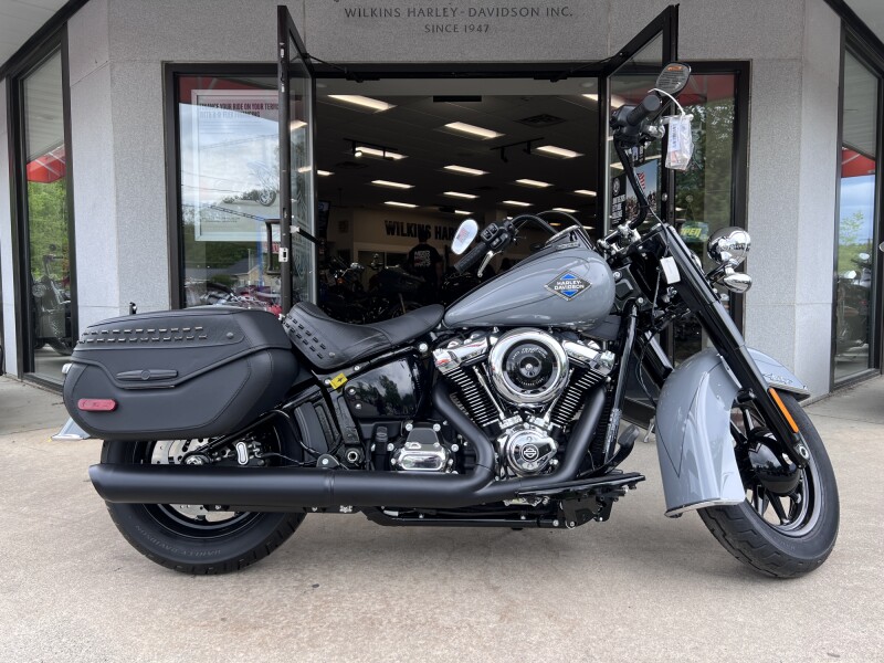 2026 HARLEY-DAVIDSON FLHC HERITAGE CLASSIC in Dark Billiard Gray - SOLO