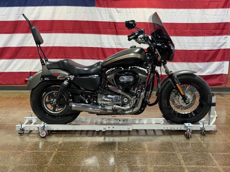 XL1200C 2018 1200 Custom