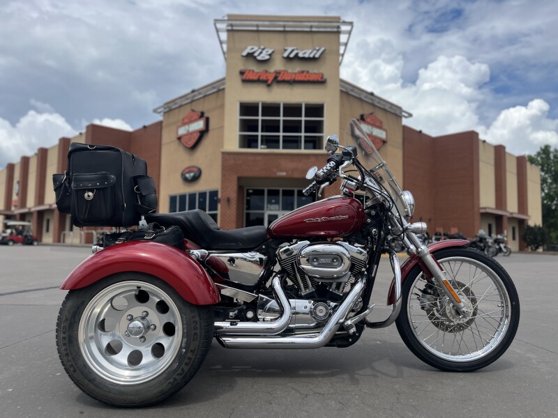 2007 Harley-Davidson® XL 1200 Sportster Custom RED PEARL 447573