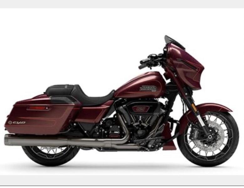 FLHXSE 2024 CVO™ Street Glide®