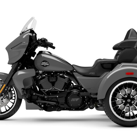 2026 Harley-Davidson® Street Glide™ 3 Limited Dark Billiard Gray Black Trim thumb 2