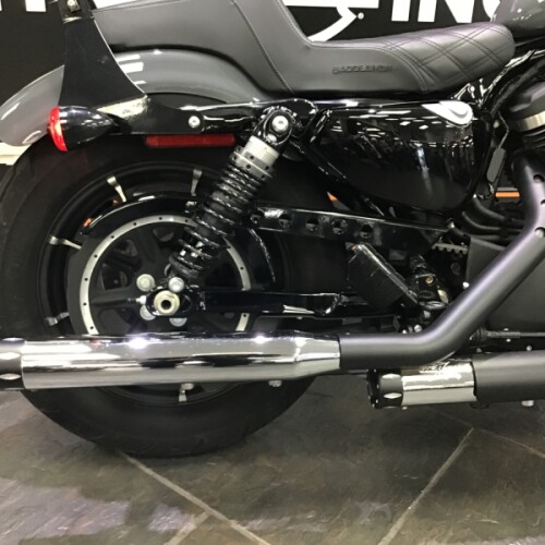 2022 Harley-Davidson® Iron 883™ Gunship Gray thumb 0