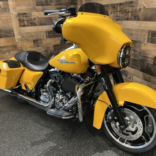2013 Harley-Davidson® Street Glide® Chrome Yellow Pearl FLHX thumb 3