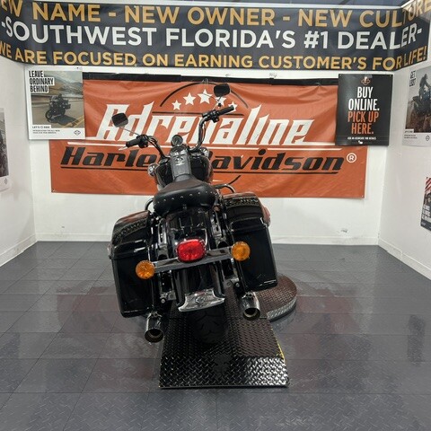 2021 Harley-Davidson® Police Road King® | Pre-Owned Touring Motorcycle thumb 1