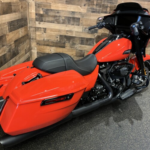 2026 Harley-Davidson® Street Glide® Blood Orange Black Trim FLHX thumb 2