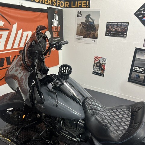 2022 Harley-Davidson® Street Glide® Special | Pre-Owned Touring Motorcycle thumb 0