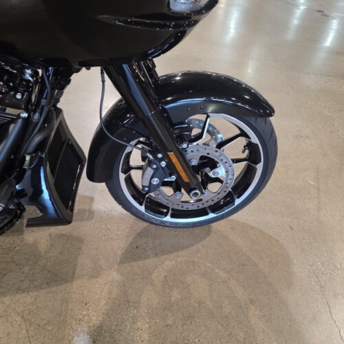 FLTRT 2024 Road Glide 3 thumb 3