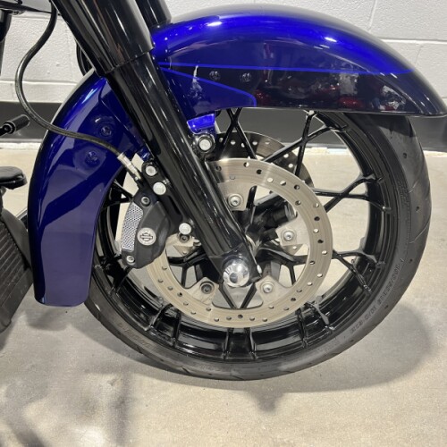 2020 Harley-Davidson® Road King® Special Zephyr Blue/Black Sunglo FLHRXS thumb 2
