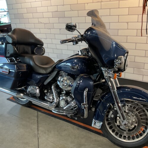 FLHTCU 2009 Electra Glide® Ultra Classic® thumb 3