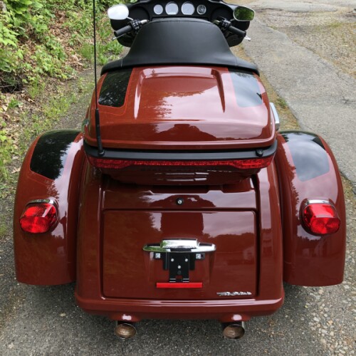 2024 Harley-Davidson® Tri Glide® Ultra Red Rock / Vivid Black thumb 1