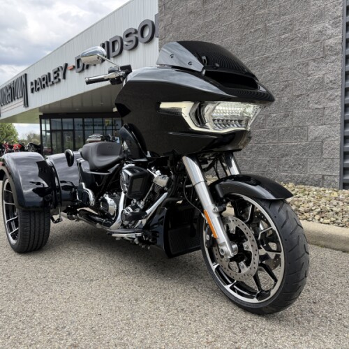 2026 Harley-Davidson® Road Glide 3 FLTRT thumb 1