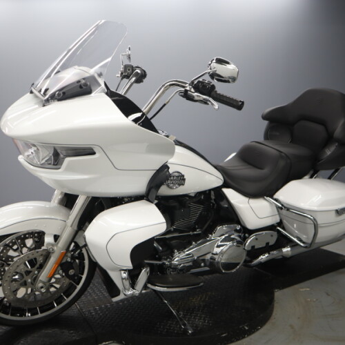 2026 Harley-Davidson® Road Glide Limited FLTRXL thumb 0