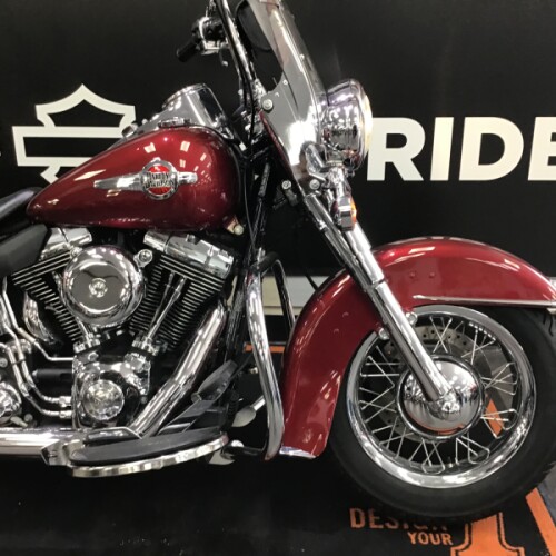 2017 Harley-Davidson® Heritage Softail® Classic Black Quartz thumb 3