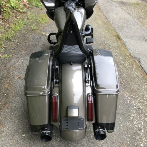 2021 Harley-Davidson® CVO™ Road Glide® Bronze Armor thumb 1
