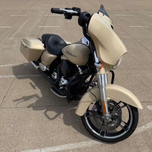 2014 Harley-Davidson® Street Glide® Special Sand Cammo Denim thumb 3