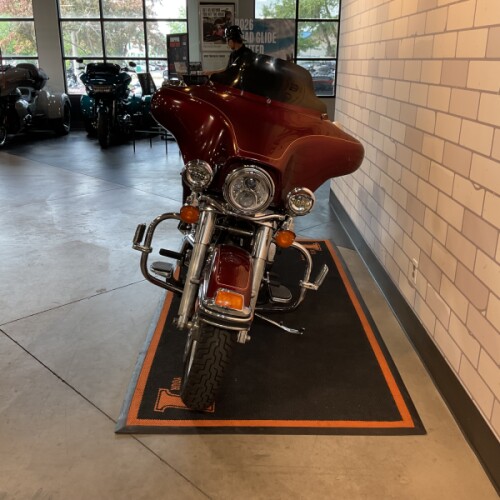 2008 Harley-Davidson® Electra Glide® Classic FLHTC thumb 2