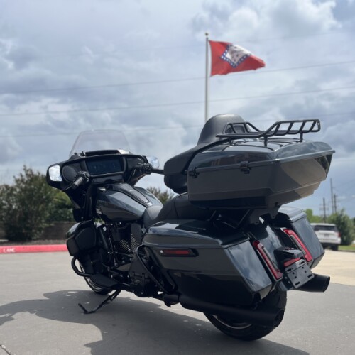 2025 Harley-Davidson® FLHXU Street Glide® Ultra IRN HRSE MT/BLK 637025 thumb 0