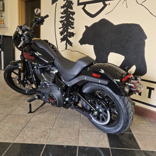 2026 Harley-Davidson® Low Rider® S Vivid Black Black Trim thumb 2
