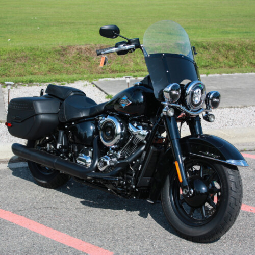 2026 Harley-Davidson® Heritage Classic FLHC thumb 2