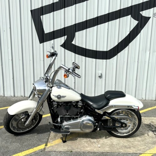2018 Harley-Davidson® Fat Boy® 114 Bonneville Salt Pearl thumb 1