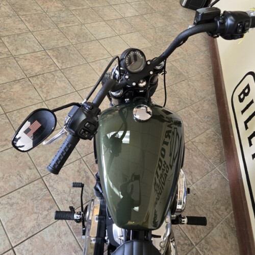 2026 Harley-Davidson® Street Bob® Olive Steel Metallic Chrome Laced Wheels thumb 0