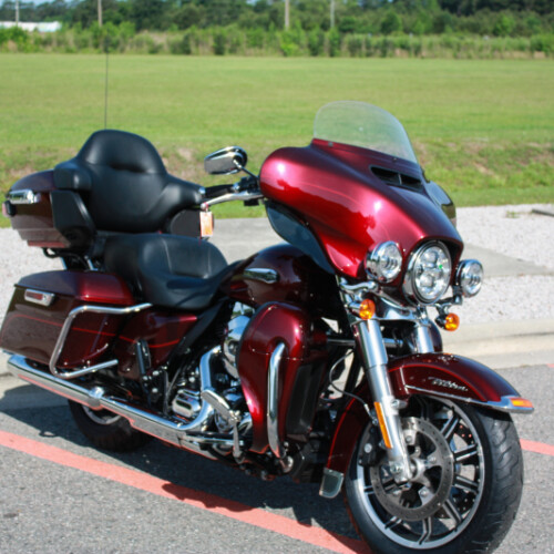 2015 Harley-Davidson® Electra Glide® Ultra Classic® Low FLHTCUL thumb 3