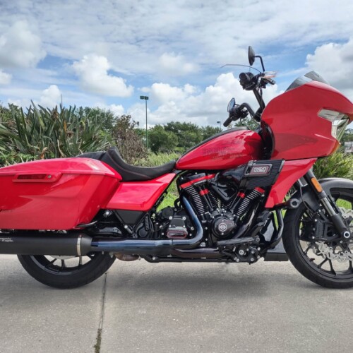 Harley-Davidson® CVO™ Road Glide™ ST 2025 thumb 3