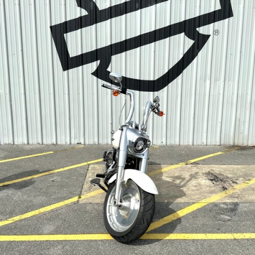 2018 Harley-Davidson® Fat Boy® 114 Bonneville Salt Pearl thumb 2