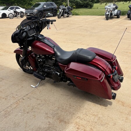 2018 Harley-Davidson® Street Glide® Special Hard Candy Hot Rod Red Flake thumb 1