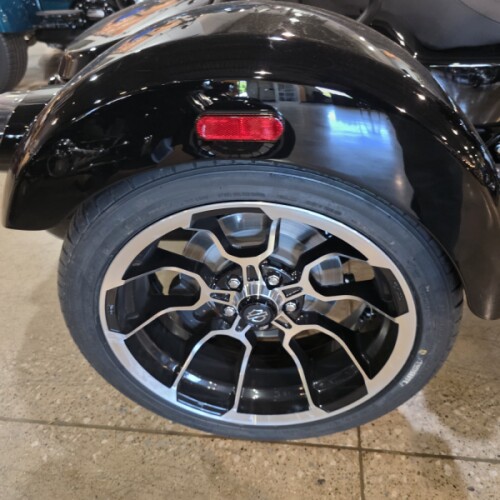 FLTRT 2024 Road Glide 3 thumb 1