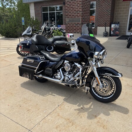 FLHTK 2012 Electra Glide® Ultra Limited thumb 3
