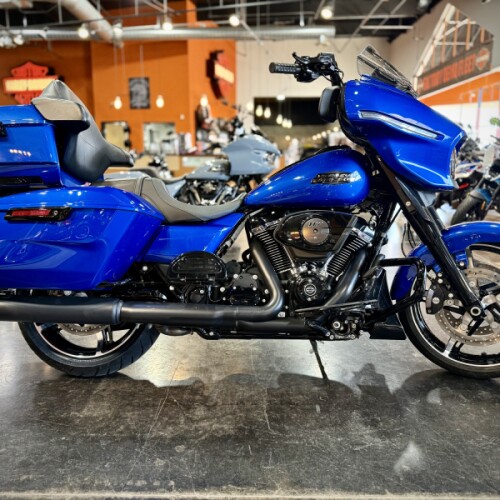 2024 Harley-Davidson® Street Glide® Blue Burst - Black Finish thumb 3