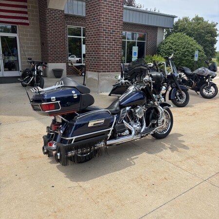 FLHTK 2012 Electra Glide® Ultra Limited thumb 2