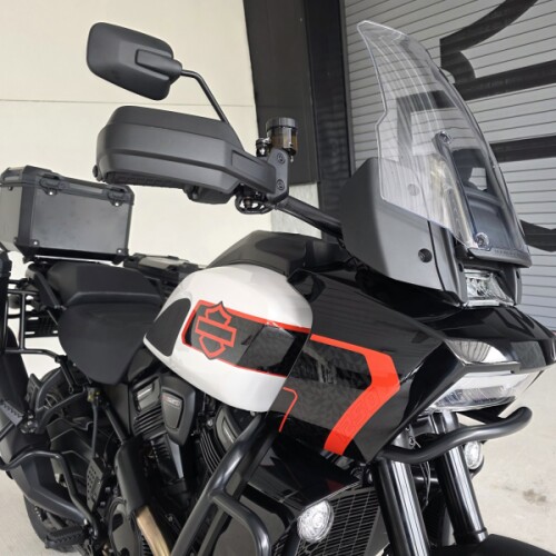 2026 Harley-Davidson® Pan America 1250 Limited White Onyx Pearl thumb 2