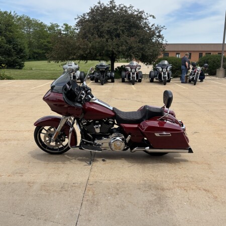 2020 Harley-Davidson® Road Glide® Stiletto Red thumb 1