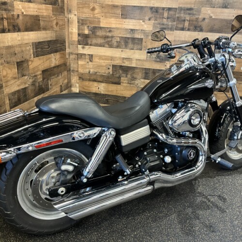 2008 Harley-Davidson® Fat Bob® Vivid Black Black Trim FXDF thumb 2