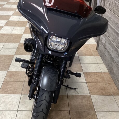 2026 Harley-Davidson® CVO Street Glide ST Inferno Gray thumb 3