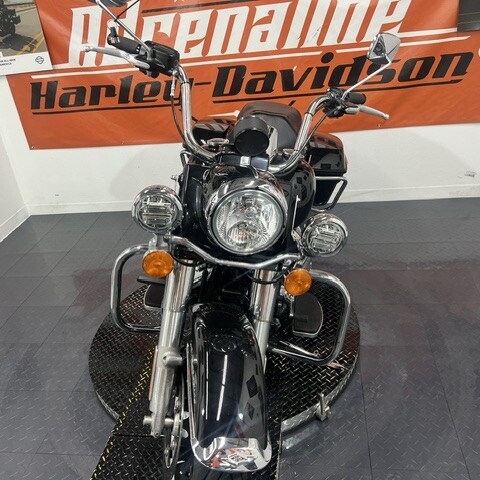 2021 Harley-Davidson® Police Road King® | Pre-Owned Touring Motorcycle thumb 2