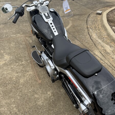 2025 Harley-Davidson Fat Boy®	 thumb 1