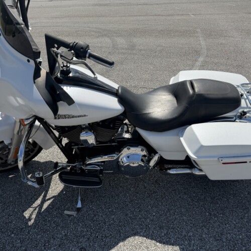 2011 Harley-Davidson® Street Glide® | Pre-Owned Touring Motorcycle thumb 0