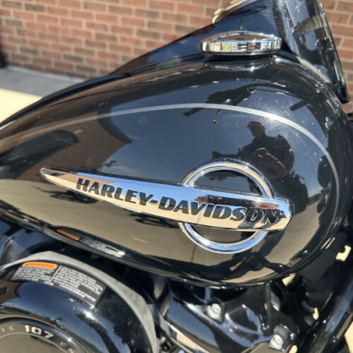 2019 Harley-Davidson Heritage Classic FLHC  thumb 3